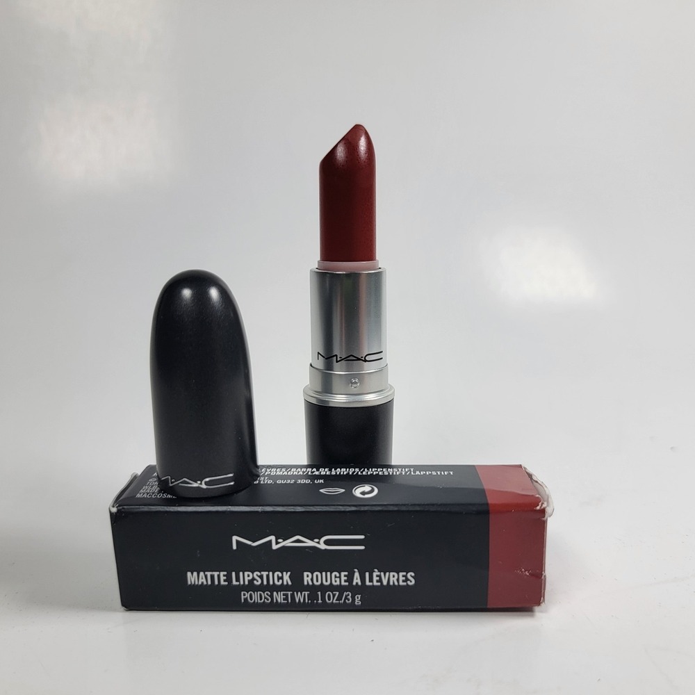 NIB MAC MATTE LIPSTICK (CHILI) 602 BURNT DEEP RED LIPSTICK 💝